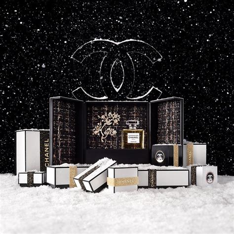 chanel weihnachtsmission|chanel gifts for christmas.